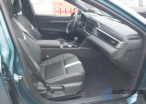 2025 Toyota Camry Xse/Xle/Le/Se z USA, uszkodzony, nr VIN 4T1DAACK3SU039528